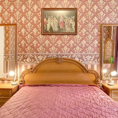 סופיה Aristocratic, Elegant, Designer Top Central Apartment מראה חיצוני תמונה