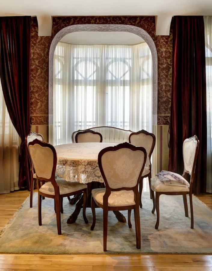 סופיה Aristocratic, Elegant, Designer Top Central Apartment מראה חיצוני תמונה